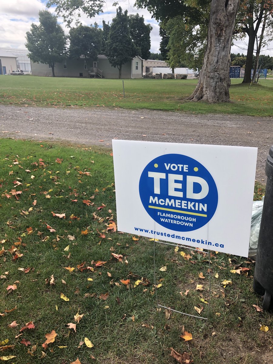 First sign placed on Concession 6. Crews out erecting signs. Thanks to all of our campaign volunteers. Campaign Kickoff this evening. We’re ready to go! #hamont ⁦<a href="/InfoFlamborough/">Flamborough Connects</a>⁩ ⁦<a href="/FlamboroughCofC/">Flamborough Chamber</a>⁩ ⁦<a href="/FlamReview/">Flamborough Review</a>⁩ ⁦<a href="/cityofhamilton/">City of Hamilton</a>⁩