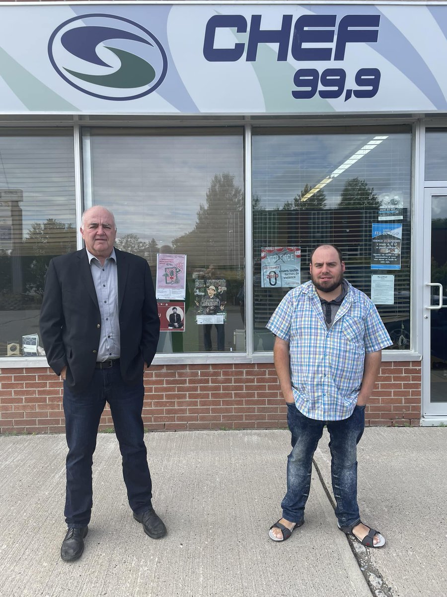 Belle journée hier à Matagami, de retour sur le terrain !

🔹Rencontre à la Maison des jeunes de Matagami pour discuter d'enjeux de financement
🔹Entrevue à la Radio CHEF 99,9 sur notre bilan et nos engagements

On poursuit aujourd'hui du côté de Lebel-sur-Quévillon.