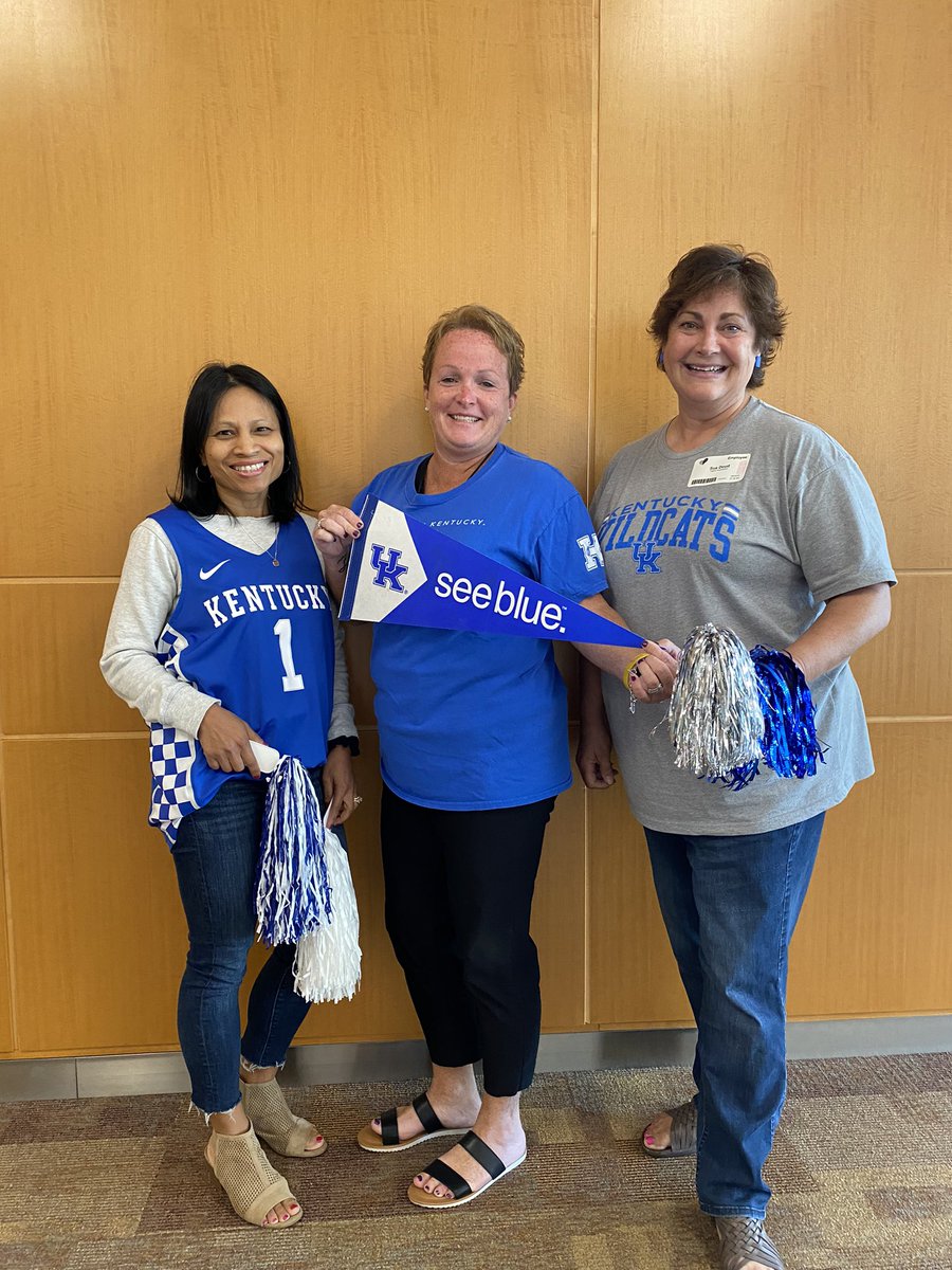 SusanDoud's tweet photo. We are decked out &amp; ready to road-trip to Lexington for @UKCareerCenter’s Fall Career Fair! Let’s talk @caresource jobs Wildcats! #HireBlue #BBN #CareSourceEmployee https://t.co/5Tr08sH4an