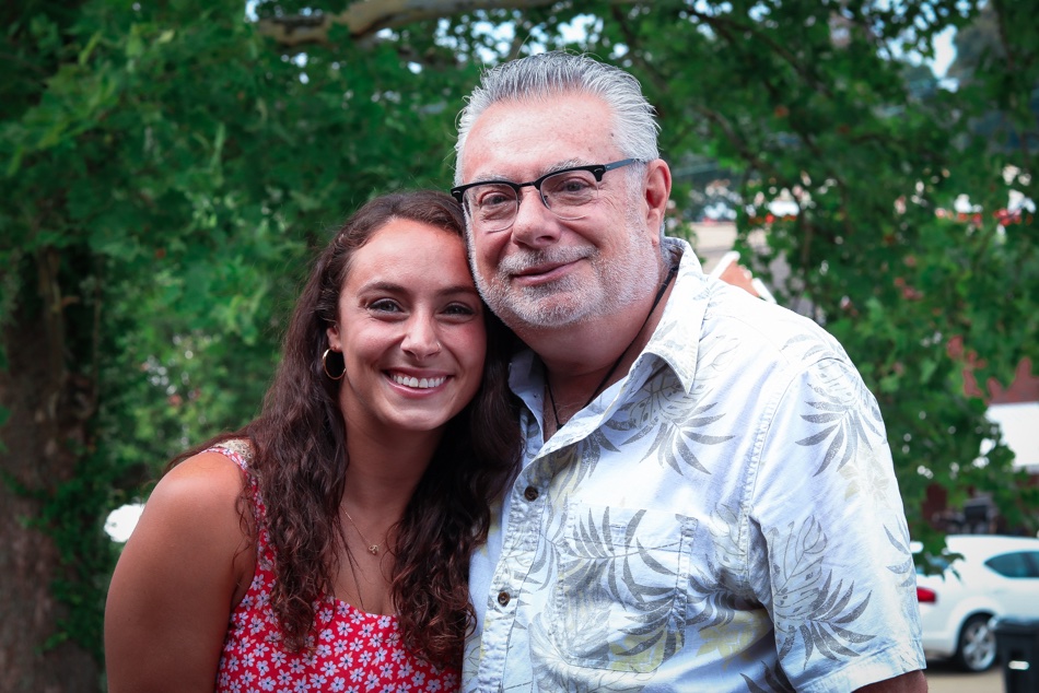 “Life changing is…time for what matters most.”

UPMC employee Sarah and her family really learned the value of time through the challenging experience of her father’s cancer diagnosis, treatment, and recovery.

Read Sarah's inspiring employee story here: mycareer.upmc.com/sarahambrosini…