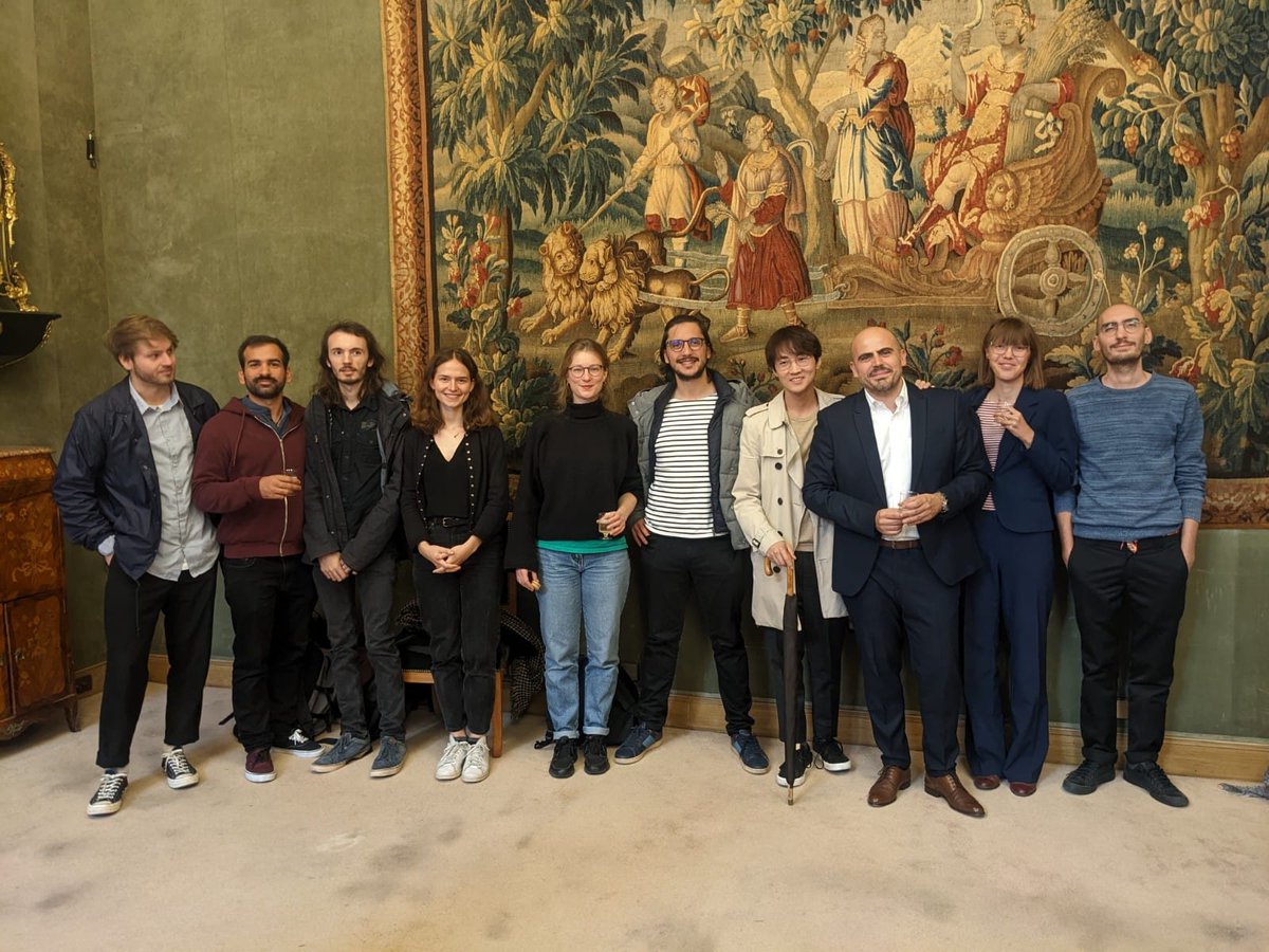 Human Reinforcement Learning Team tweet media