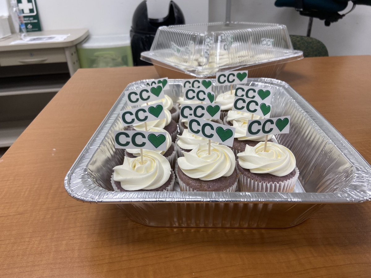 TD Aspen!! Celebrating Colleague Connection Day with these delish cupcakes!! All thanks to <a href="/CadayEmily/">Emily Caday</a>!!! <a href="/MichelleMobarr2/">Michelle Mobarrez</a>