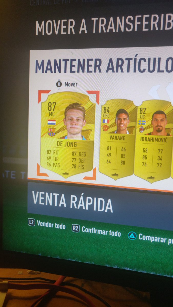 edgarferre32's tweet photo. @TOTWprediccion En los 4600 fifapoits nada de nada, pero luego pude completar los sbc avanzados y aunque son intransferibles me tocaron 3 cartas que no estan mal jejeje https://t.co/fy5hg2uReX