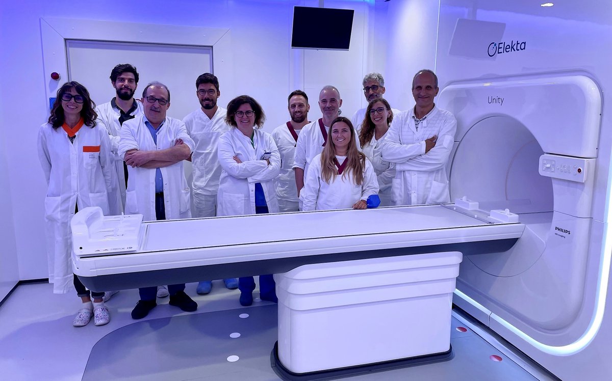Elekta's tweet photo. It was an honor for our EVP of Region Europe, Ardie Ermers, to attend the opening of the new RT department at the University of Brescia. The site is 50th in the 🌍 to "go live" with Elekta Unity MR-Linac! Congrats to Prof Magrini and the Brescia team. 🎉#SeeTheDifference #radonc https://t.co/q9nqFqCZyS