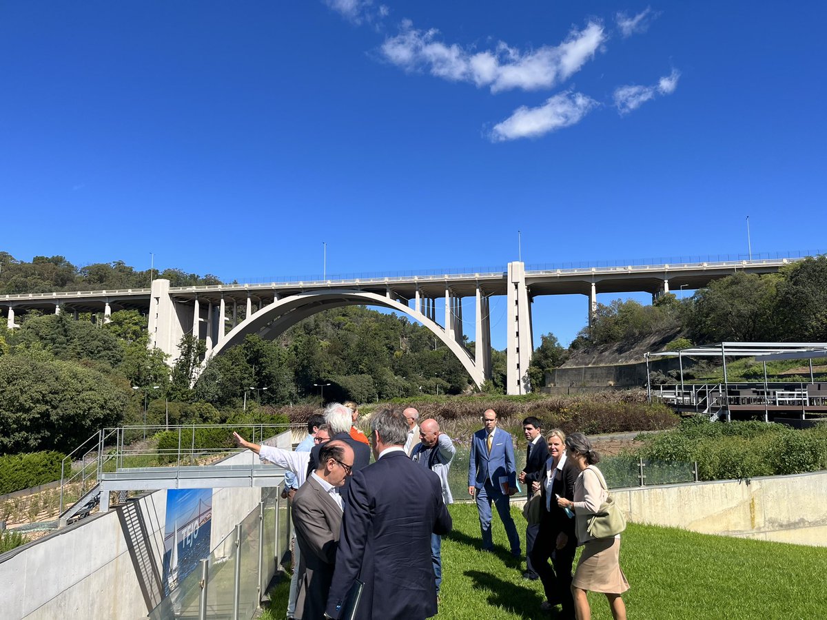 60Heinstein's tweet photo. Visiting the #WaterFactory WwTW of #AguasDoTejoAtlantico #Lisbon with #NL #watertech delegation @WaterAllianceNL @NLembassyPT #Brightwork #MTD #Colsen #Bluecon #PureWaterGroup https://t.co/AkXtL0E3rR