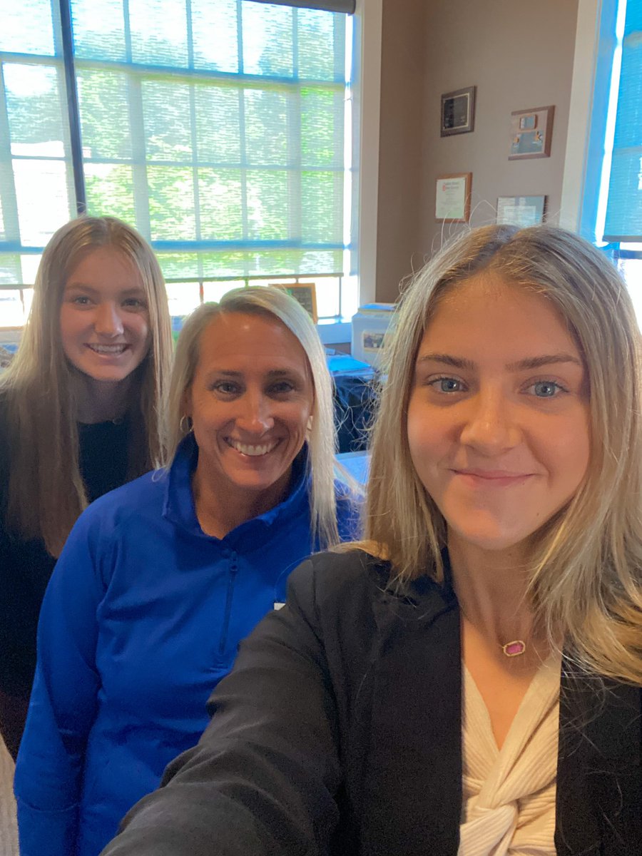 jnhuellinghoff's tweet photo. familiar @JaysVolleyball faces and a big thank you to @WashCoChamberPA for the great presentation this morning! So cool to get insight on what the chamber of commerce does and how all of the different roles within the chamber cooperate! @caps_washington #engagesdow #washmoconnect https://t.co/BlkmQh9CuJ