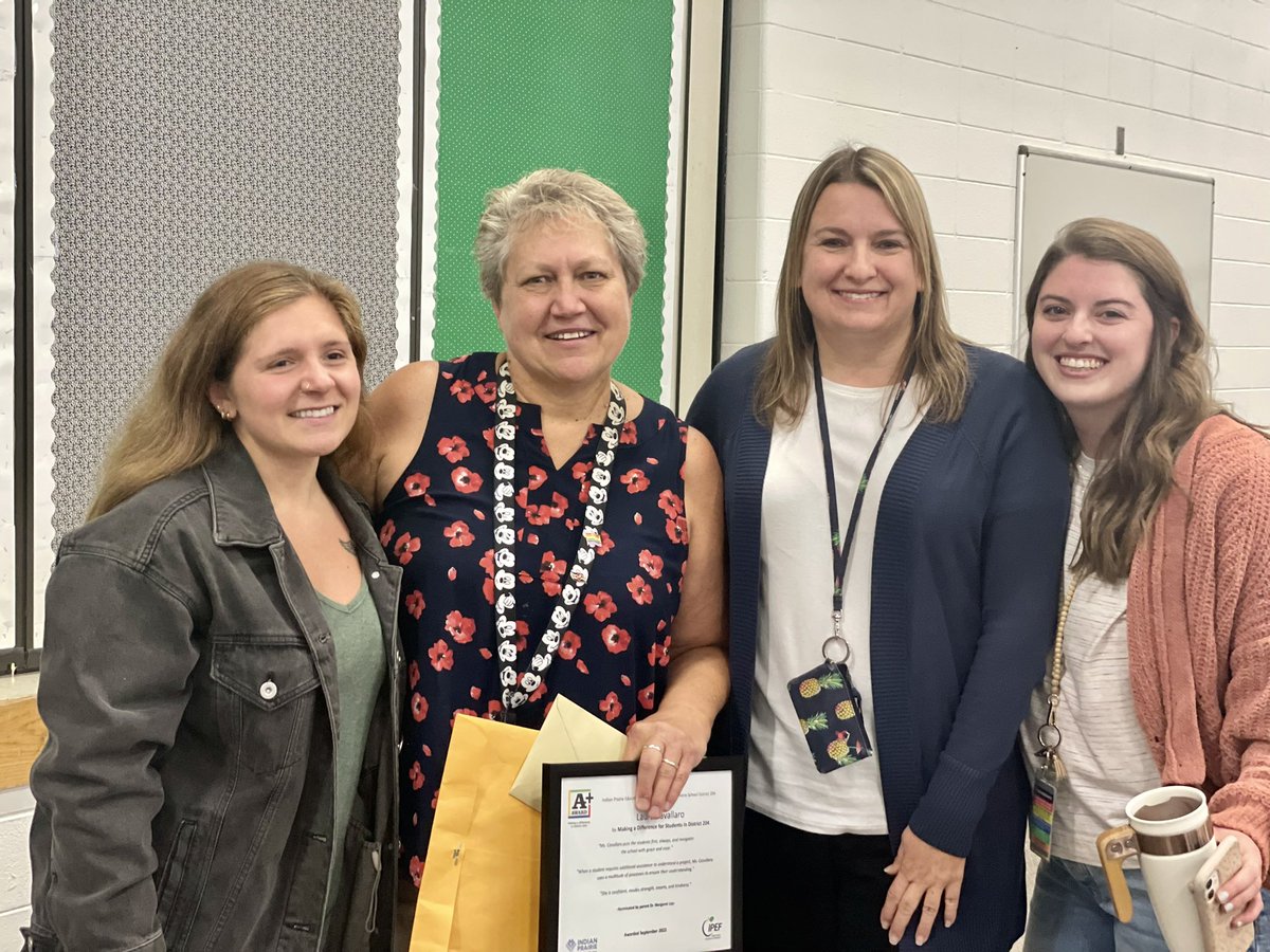 Congratulations to Laura Cavallaro, IPEF A+ Award winner! The impact you have had on the Welch community is remarkable! 🐾