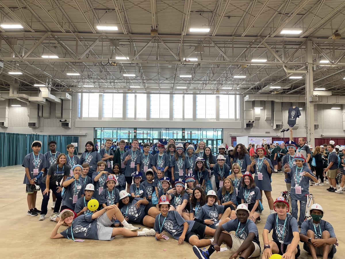 loren_mrs's tweet photo. Our eighth grade AVID students @CarmelMiddleSch did an awesome job learning about their career options at JA JobSpark. #JAJOBSPARKINDY https://t.co/WA3nlWVf2e