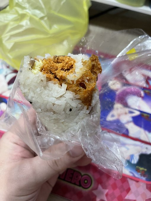 真的就莫名其妙突然想吃飯糰 