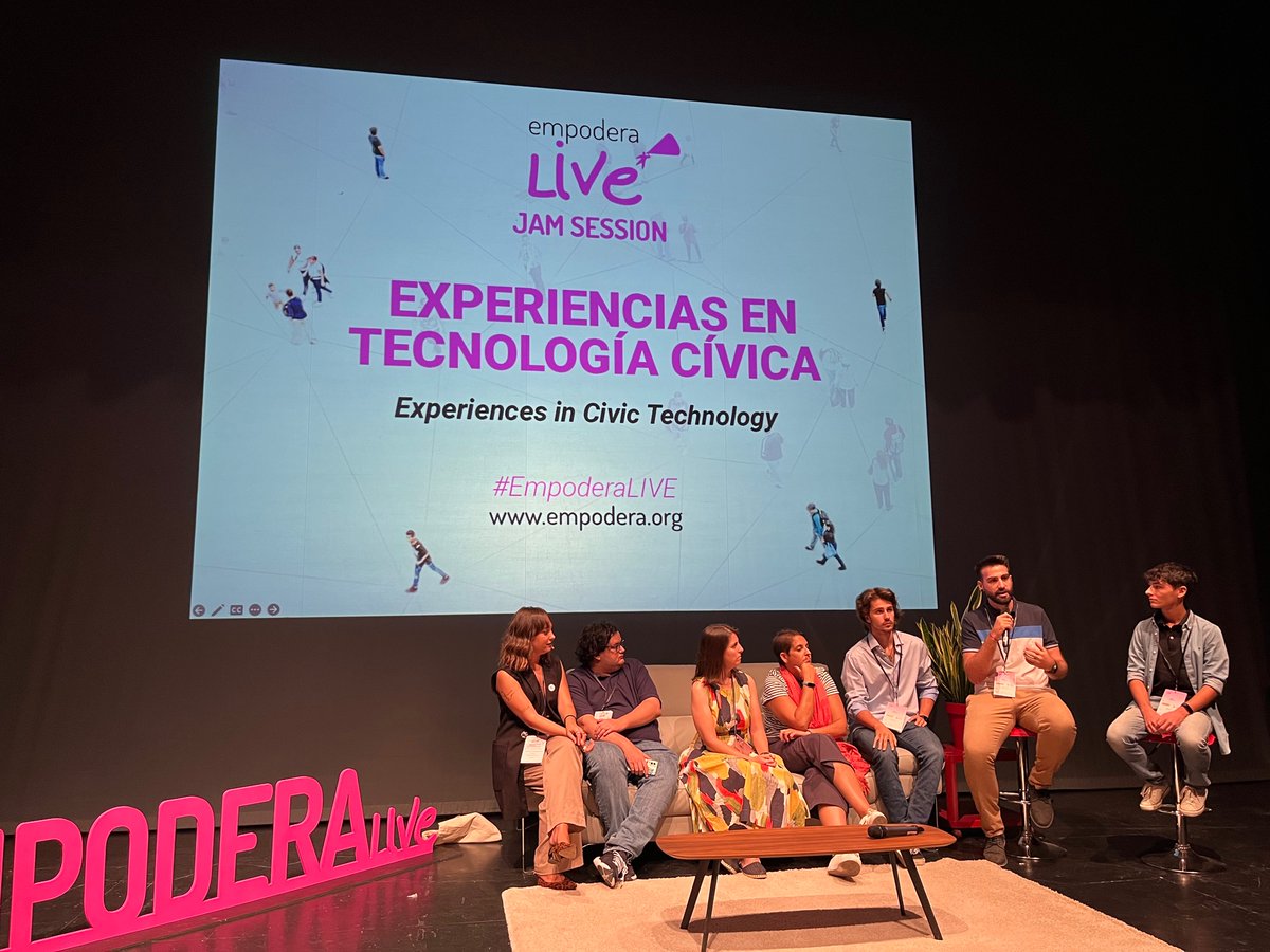 Oscarreset's tweet photo. Uno de mis momentos favoritos de #EmpoderaLIVE es la #JamSesion https://t.co/Vu4LU3zcf4