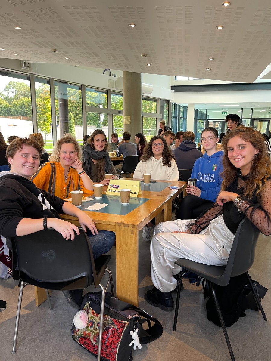 ULGlobal's tweet photo. Different languages can lead to different visions of life! 🗣☕

To celebrate European Day of Languages, students were invited by UL Global and MLAL to an international coffee meet-up in the Plaza Café. 

A very enjoyable afternoon!😃

#ULGlobal #UniversityOfLimerick #LanguagesUL https://t.co/N2EMd2ld1i