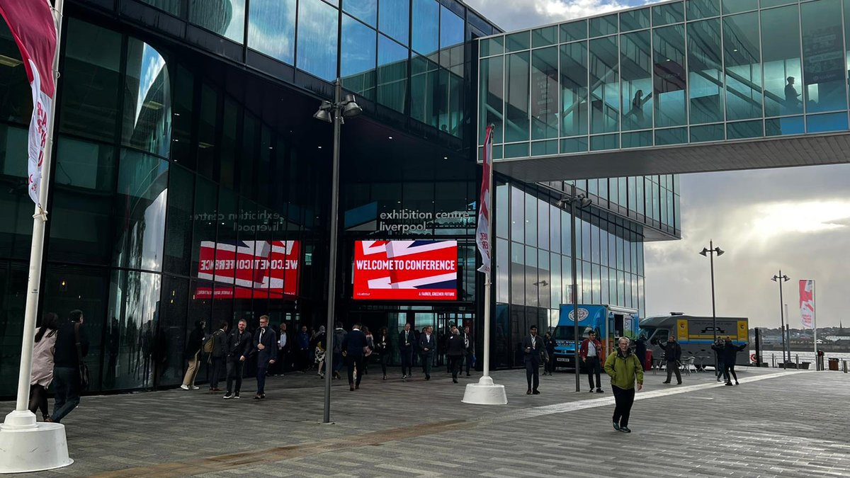 mssocietyuk's tweet photo. This evening, we're partnering with @hanovertweets for the Health Charity Showcase at #LabConf22.
We’ll be speaking with Labour members about how health charities can support integrated care - and the need for proper investment in neuro services. https://t.co/XMbUePnBES
