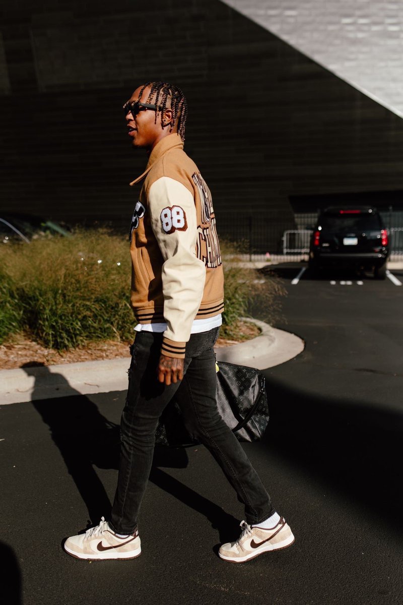 HommeFemme's tweet photo. Minnesota Vikings Cornerback, @camdantzler3 seen wearing the Homme Femme World Champs Letterman Jacket ๐ฅ #HommeTeam ๐ซก
https://t.co/AMOBWtLt7C https://t.co/U1uCFs8Zye