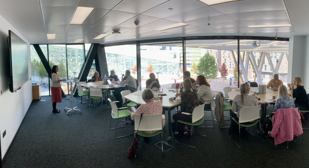 ARC NENC #SKIM members meeting with a view! Discussion of SKIM's approach to #knowledgemobilisation and #impsci in @NIHR_ARC_NENC - lots of input and ideas from attendees in our 'conversation carousel', thanks everyone! 🙌🏻
@TracyLFinch @pvandergraaf75 @RuthMuscat + many more