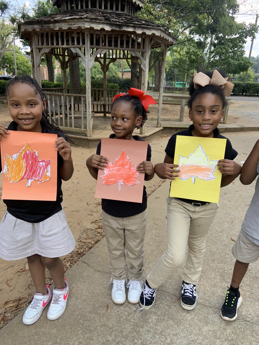 RestorationAcad's tweet photo. Fall is in the air! 1st grade is looking forward to seeing all the leaves change as cooler weather is right around the corner. 🍂🍂 https://t.co/KGTJuoxO7P