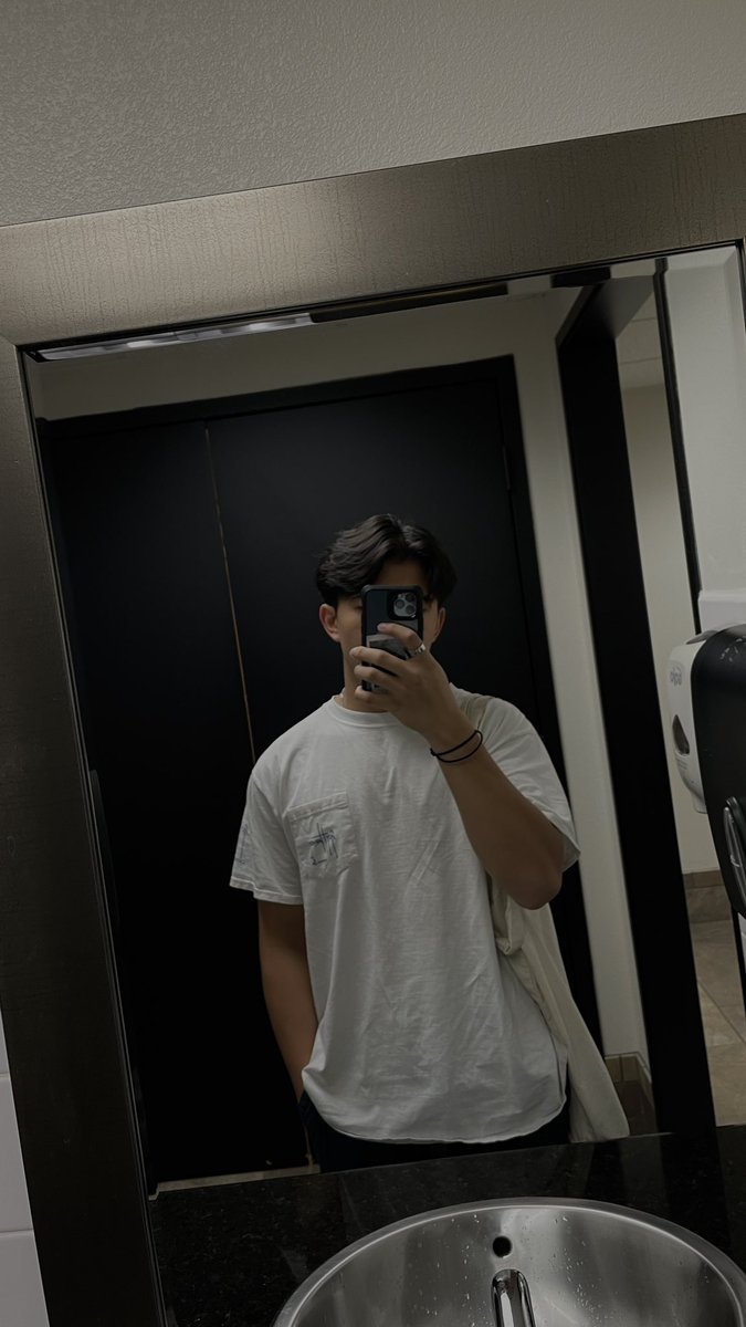 life’s been feelin a lil poopy :(