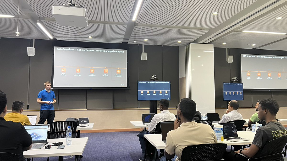 AWS UG Dubai tweet media