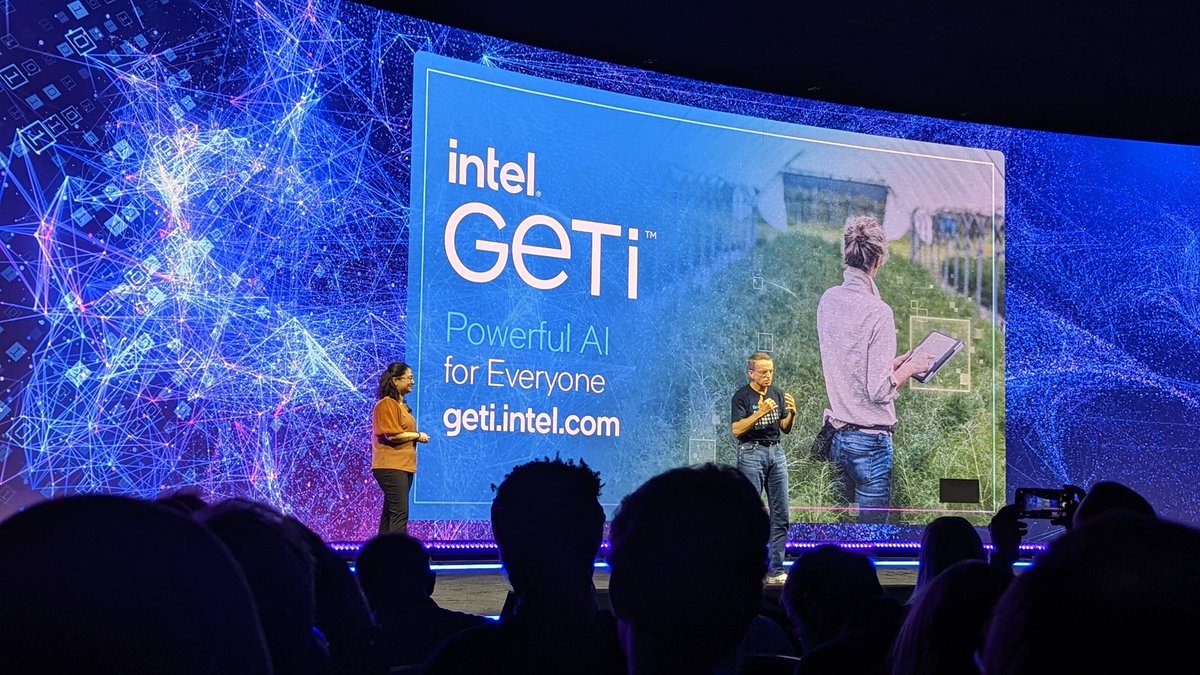 OABlanchard's tweet photo. Available in Q4: Intel's New user-friendly AI solution: @intel GETi.
#IntelON https://t.co/VeNAG51qIu