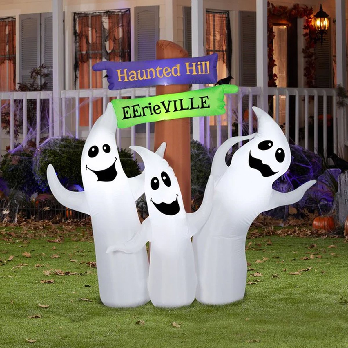 Riverbend_Home's tweet photo. Halloween is just around the corner, and that means getting ready when trick-or-treaters come to call. Check out our 10 Outdoor Halloween Decorating Tips: https://t.co/vGRSbYHgZL https://t.co/ErdUcNRTMZ