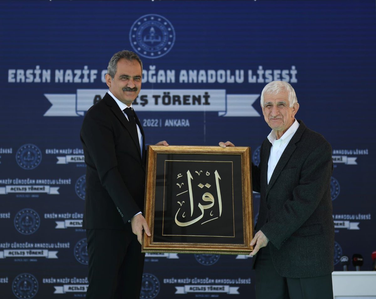 savastulgar's tweet photo. #Ankara #sincan Ersin Nazif Gürdoğan Anadolu lisesi nin açılışına @nazifgurdogan hocam ve Dursun Ali Yaz ile birlikte gidip, bu tarihi güne tanıklık ettik...
#sincanersinnazifgurdogananadolulisesi https://t.co/gLwZmRNsvZ
