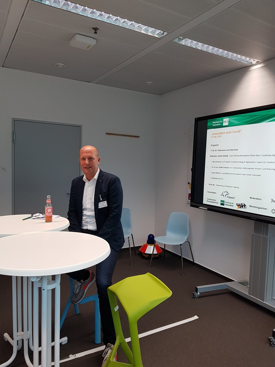 Plattform für Innovation (@innovate_cross) on Twitter photo Die Moderation des Diskussionspanel "Innovation post Covid" von <a href="/dschleidt/">Daniel Schleidt</a> <a href="/FAZ_NET/">Frankfurter Allgemeine gesamt</a> führt die Diskutierenden durch die Herausforderungen für Innovierende in Krisenzeiten und leuchtet die Zukunft von Innovationen in Innovation Eco Systems aus. Die Moderation des Diskussionspanel "Innovation post Covid" von <a href="/dschleidt/">Daniel Schleidt</a> <a href="/FAZ_NET/">Frankfurter Allgemeine gesamt</a> führt die Diskutierenden durch die Herausforderungen für Innovierende in Krisenzeiten und leuchtet die Zukunft von Innovationen in Innovation Eco Systems aus.