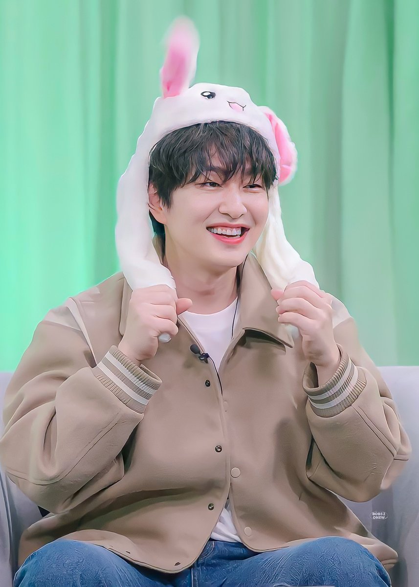 hourlyjinki tweet picture