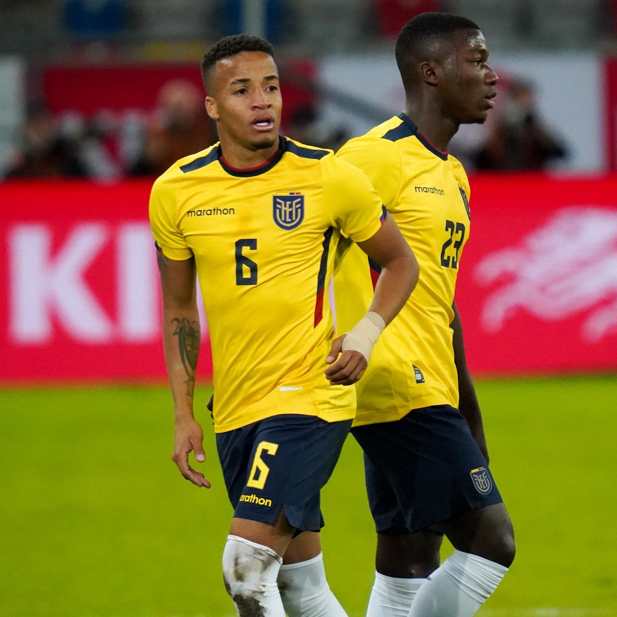 LaTri's tweet photo. 🙌 ¡Como en casa, una vez más!

🔥 #LaTri cerró con un empate a cero su gira europea en Düsseldorf, en medio del conmovedor apoyo de nuestros compatriotas.
