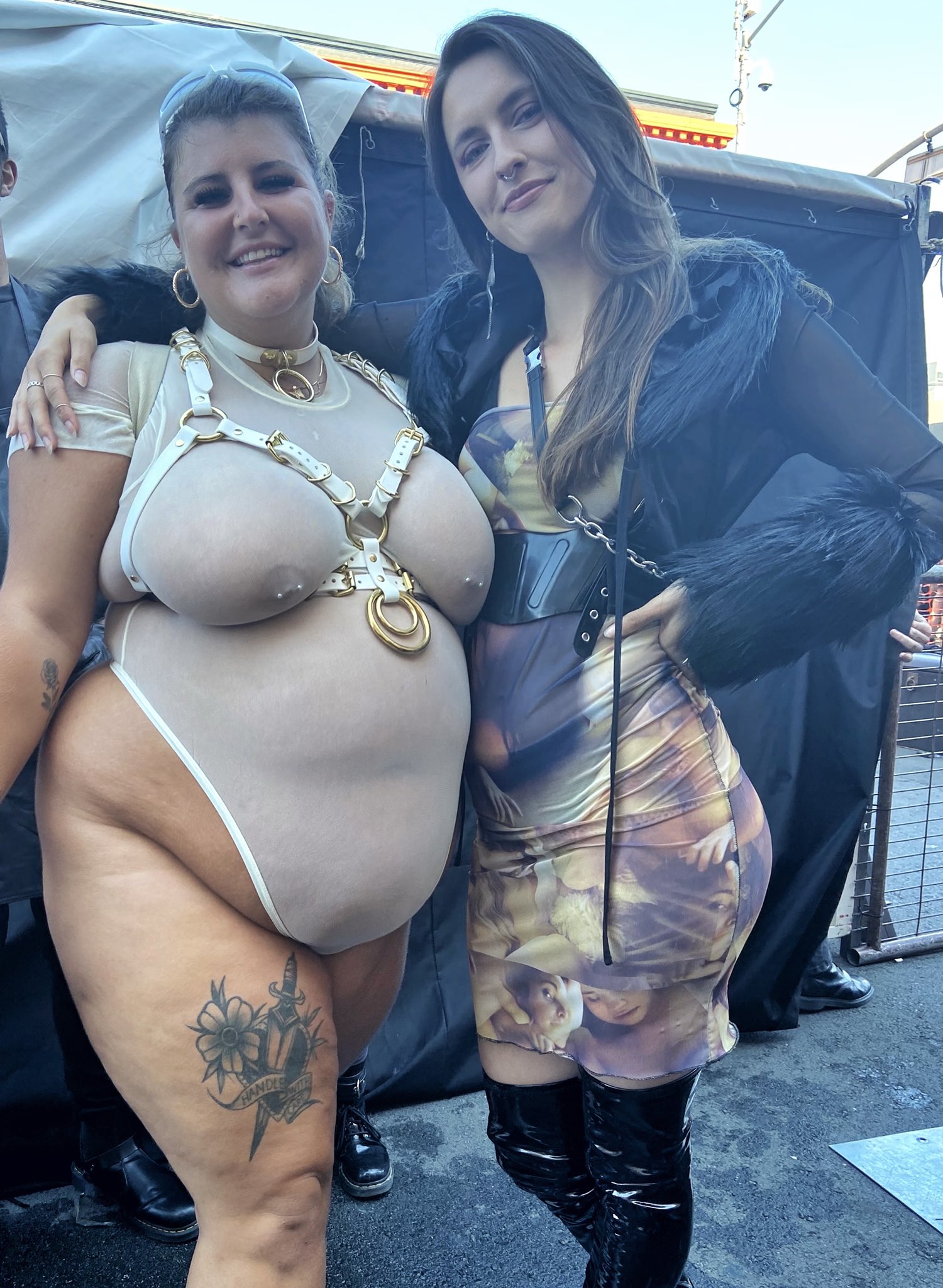 I finally got to hug @onlyleilalewis at Folsom! 🥰 https://t.co/ljOpIzOibC