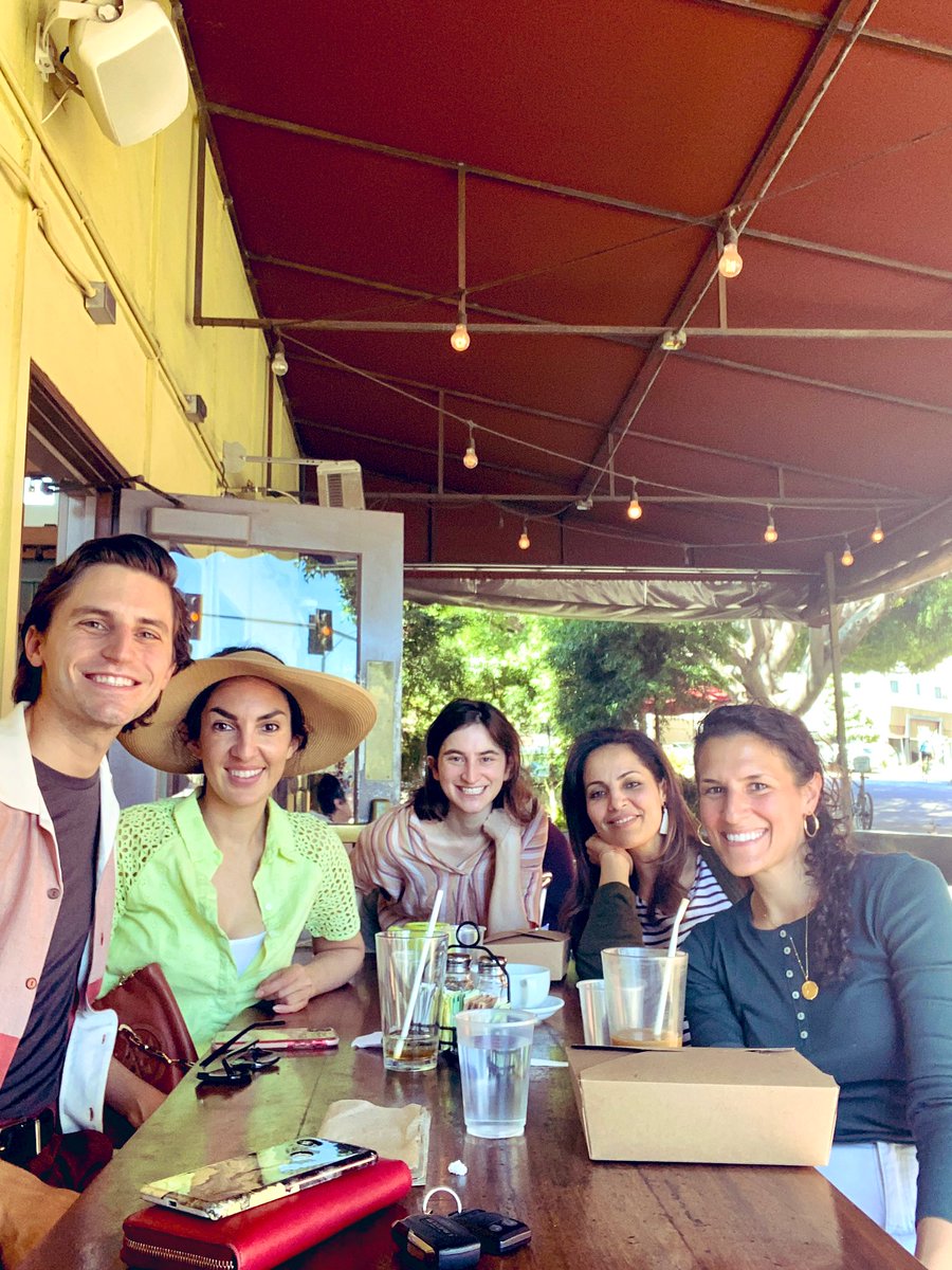 UCLAPedsNeph's tweet photo. Our wonderful Peds Nephrology fellows out enjoying this amazing city! #pedneph #pediatrics https://t.co/ae3jJUAZOo