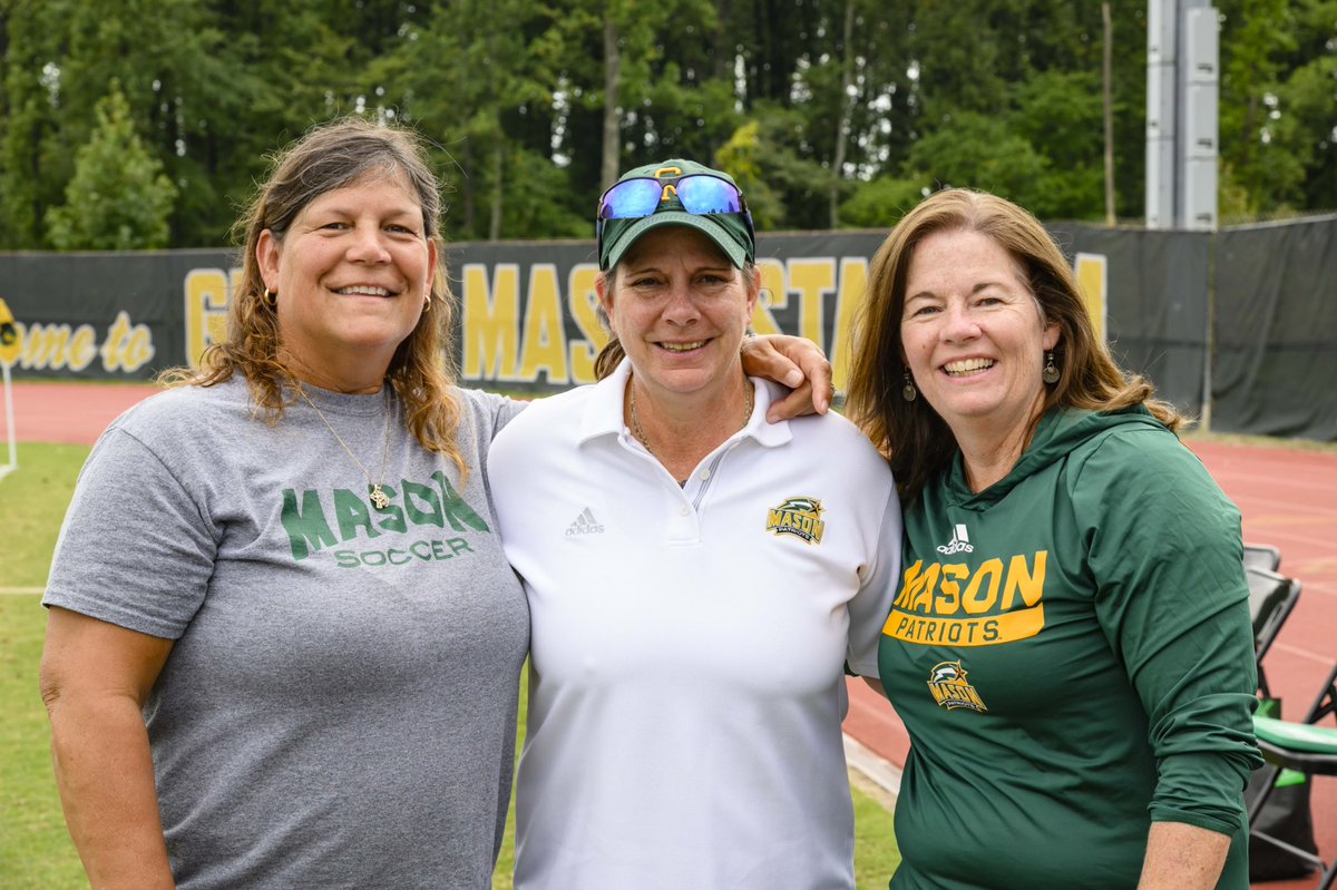 GMUPatriotClub's tweet photo. Had such a great time honoring our @MasonWSOC alumni this past weekend as we celebrated 40 years of Mason Women’s Soccer and 50 years of Title IX!

So thankful our alumni could join us!

#AlwaysaPatriot
#SuperGrateful https://t.co/bGs2O2JZj7