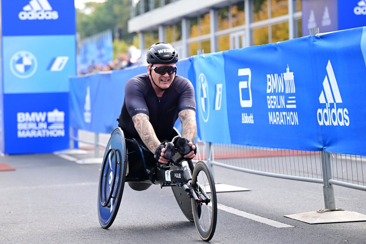 GetKidsGoing's tweet photo. Congratulations to our president @davidweir2012 of @Weir_Archer  who took 🥉3rd place in the elite men’s wheelchair race in #BerlinMarathon with a time of 1:29:02. Wishing him all the best in the elite wheelchair @LondonMarathon this weekend. https://t.co/4Va6968gWV