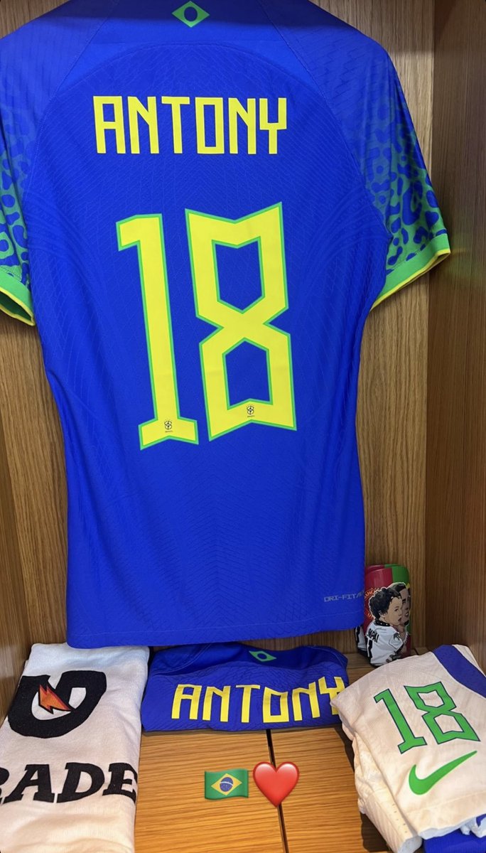 antony00's tweet photo. Chegou a hora!! 🇧🇷🙏🏼 @CBF_Futebol https://t.co/06x9j3jdy6