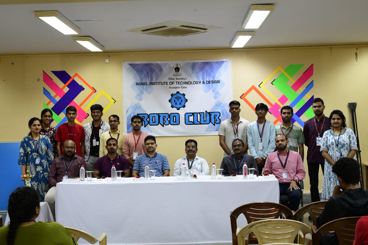 AitdGoa's tweet photo. ROBOCLUB at Angel Institute of technology and Design has installed Executive Council members for 2022 - 2023. The club has also inaugurated a workspace for building and testing of Robots for the club members.
.
.
.
#aitdgoa #robots #robogoa #roboclub #aitdgoa https://t.co/BoqtSTkmkt