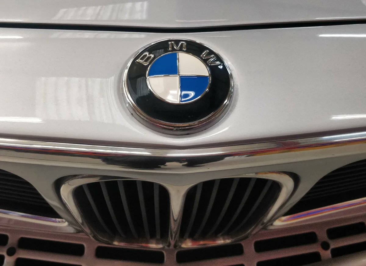 Electric Classic Cars tweet media