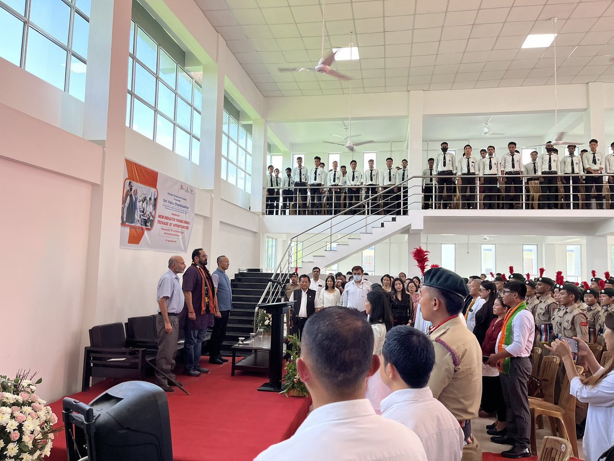 LanuSWalling2's tweet photo. Accompanied Shri.Rajeev Chandrasekhar ji,Hon’ble Union Minister of State, Govt. of India to Dimapur Govt. College for an Interactive session with the Students under the theme “New India for Young India:Techade for opportunities” along with Hon’ble Advisor @MmhonlumoKikon . https://t.co/7lsNPlLkl3