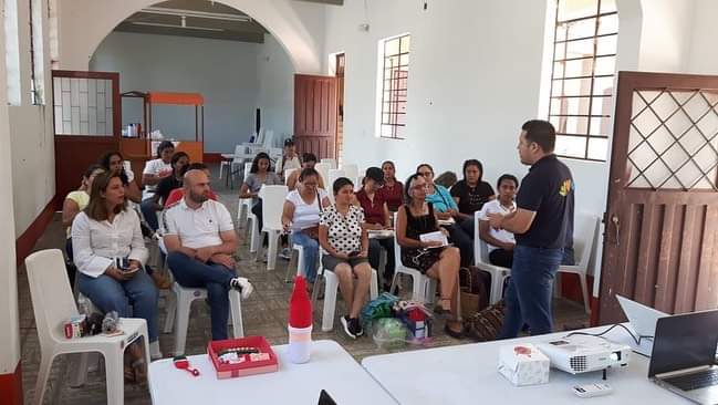RedCIOMeta's tweet photo. La Secretaría de las TIC realiza capacitación a empresarios y emprendedores de Restrepo en Fotografía, Canva y WhatsApp Business para generar estrategias de marketing digital.

#Restrepo #SocialMedia #Publicidad #RedesSociales #MarkentingDigital #RedCio #GobMeta #ConTICExisto https://t.co/9TbNsI9Rqx