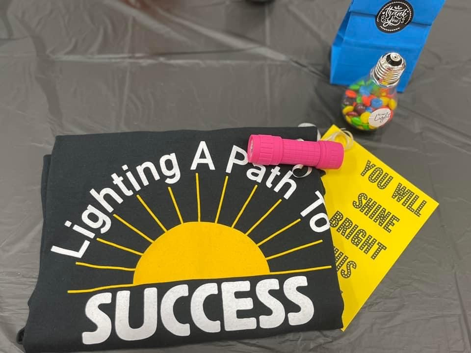 _BeLightCandles's tweet photo. Be Light Candle RE partnered with Ripple Effects to serve and support our local teachers.

Want to partner with Be Light Candle RE and support the education of the future generation? Check out our Henry Legacy Scholarship!
https://t.co/sHepeP7LWK https://t.co/hqTlq1gkC5