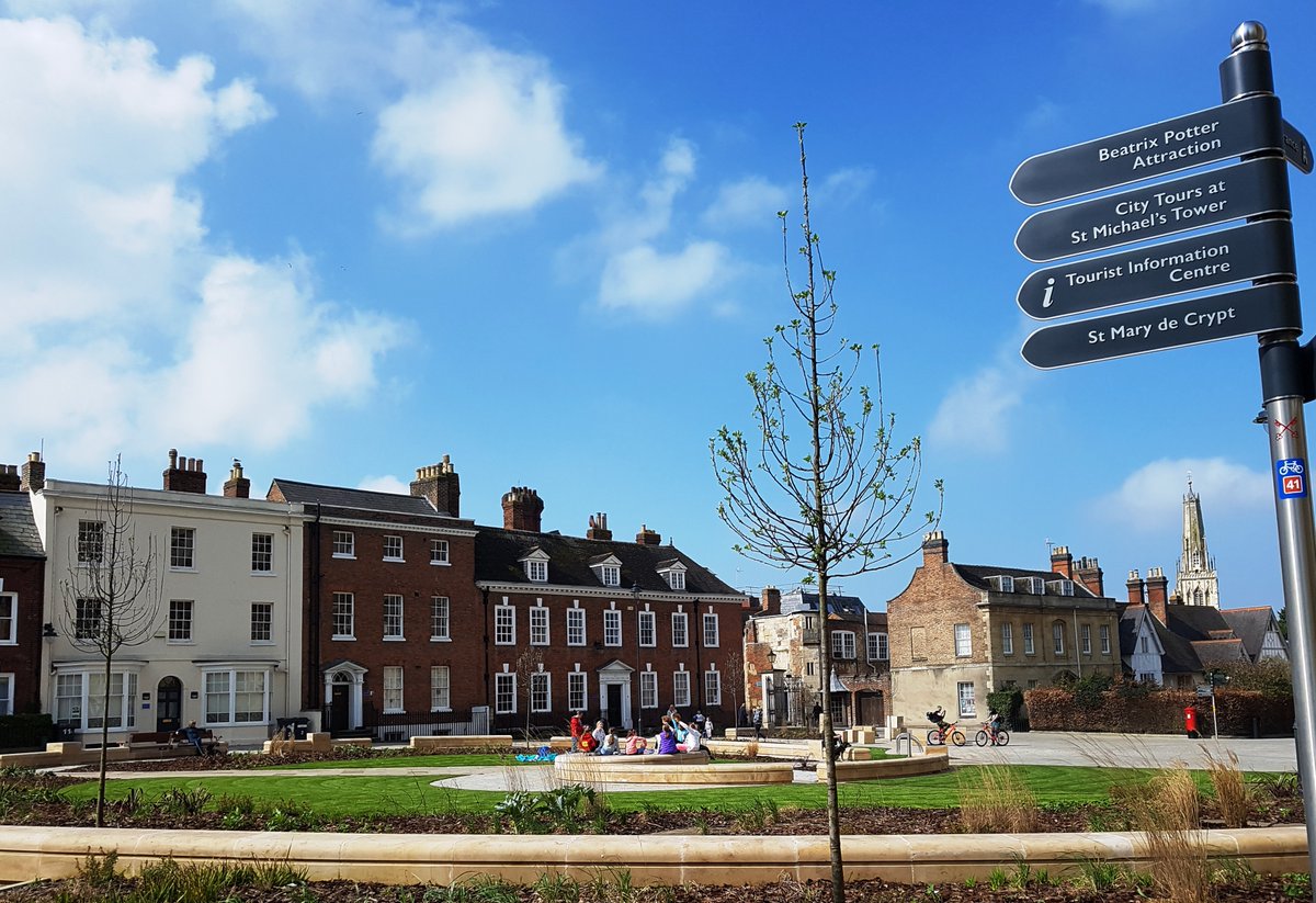 . <a href="/GlosDioc/">The Diocese of Gloucester</a> is searching for a Maintenance Surveyor! 

In this exciting role, you'd be part of the Property and Development Team which is responsible for managing the housing stock of the Diocese. 

Find out more here 👉 bit.ly/3dKkw7F