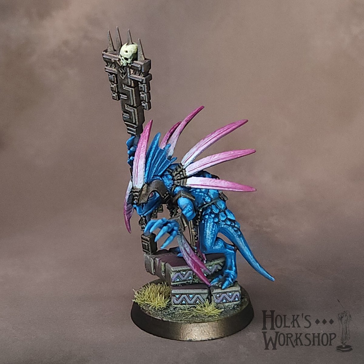 holks_workshop's tweet photo. A #SkinkStarpriest painted with only 6 colors for the September Warped Painting Challenge! I don't normally paint #Seraphon so this was a fun break from the norm!
@WarComTeam
#WarhammerCommunity #warhammer #ageofsigmar #PaintingWarhammer https://t.co/Sb6csVeedq
