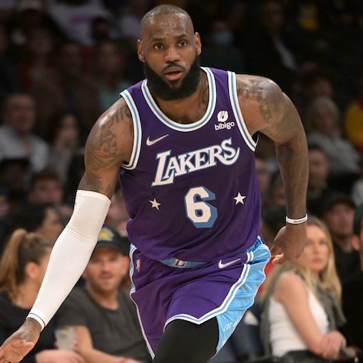 LegionHoops's tweet photo. All-time Assist leaders:

Magic Johnson: 10,141
LeBron James: 10,045

The time is coming… 🤯 https://t.co/8Fa1bN2WaS