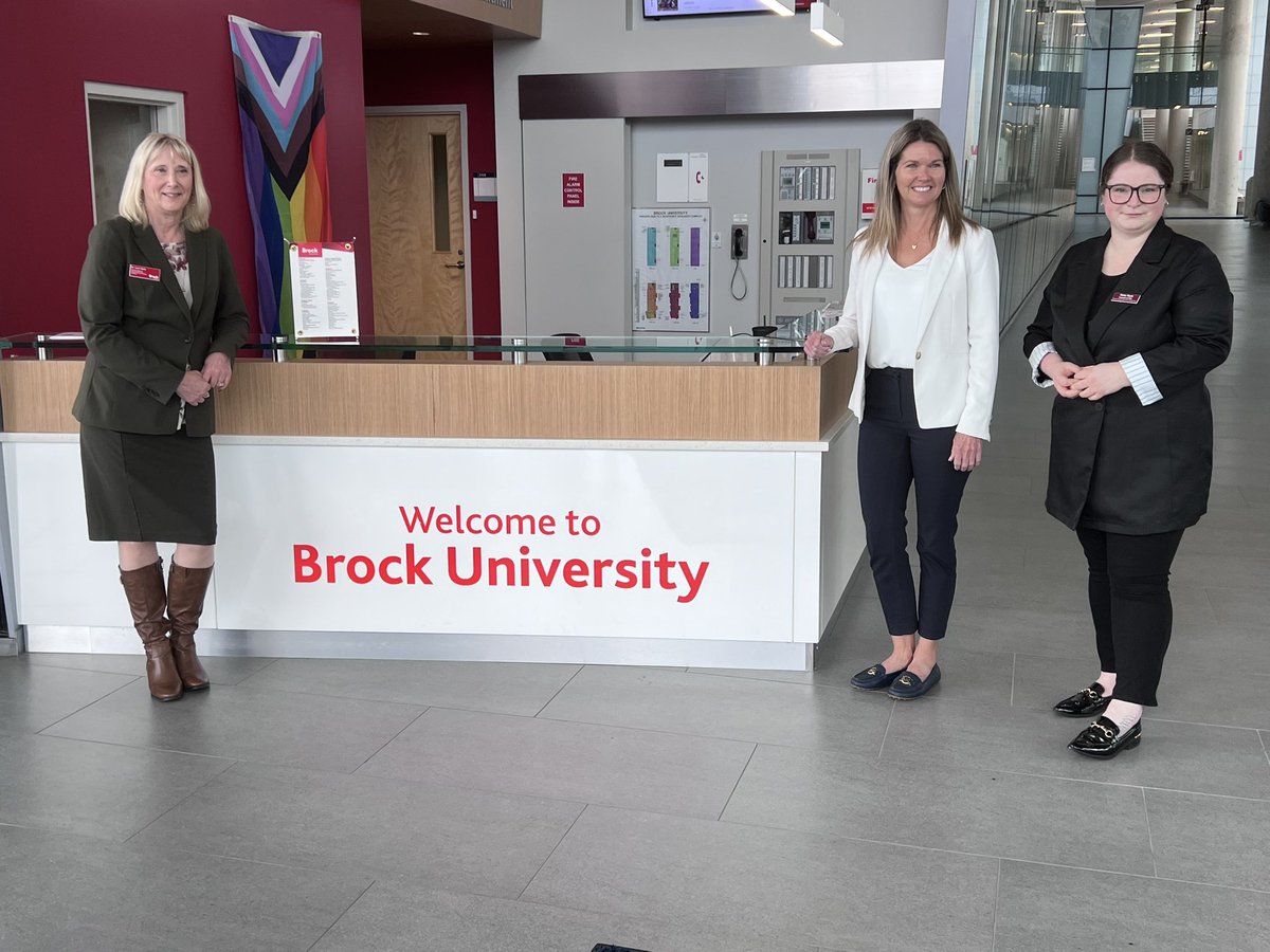 JillDunlop1's tweet photo. It was great to visit @BrockUniversity to meet with students and President Dr. Lynn Wells, who showcased the great work happening on campus. Thank you for the insightful conversations about post secondary education in Ontario and the chance to see the students in action! https://t.co/k8rFDk0mjP