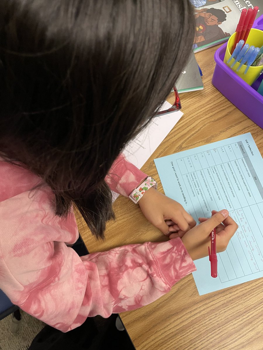 mrschingsclass's tweet photo. Tests are not the end of learning — they are an opportunity to check in, reflect on our own learning, and set new goals! https://t.co/tUXP6EyLcT