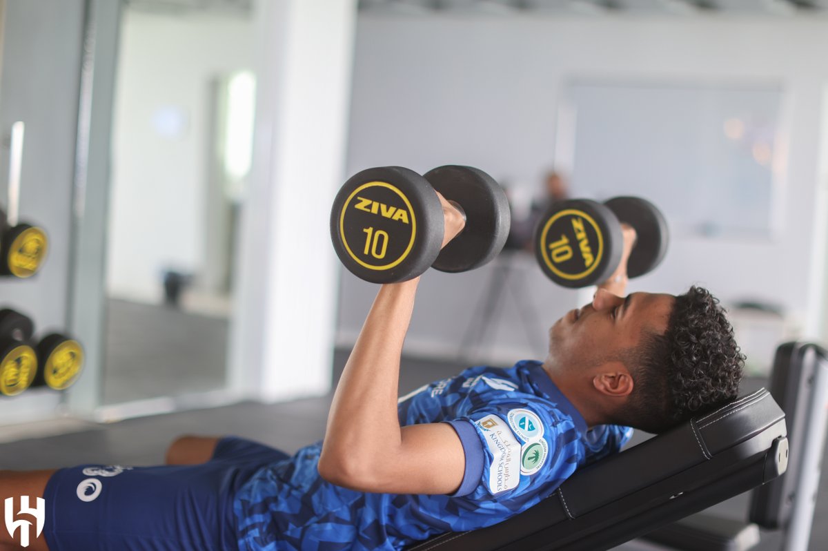 Alhilal_FC's tweet photo. 🔙 نعود إلى العمل 👏🏻💙

#الهلال https://t.co/AmicYXiNfI