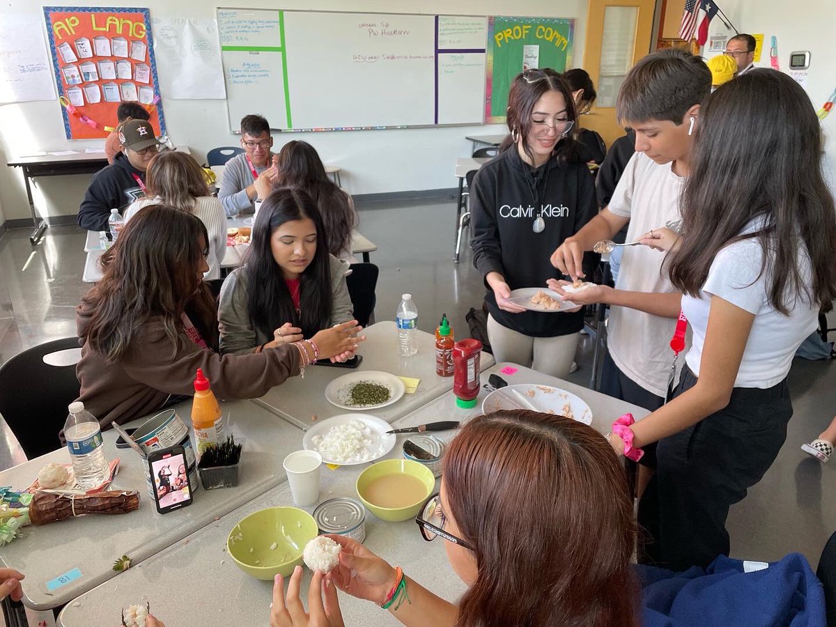 EAST_ECHS's tweet photo. Chef’s kiss to Ms. Hall’s Cooking Club! What’s for lunch? RICE BALLS 🧑‍🍳 @HISDChoice @stephsquare @NirmolLim @GPonceHS https://t.co/RS1zj1upoD