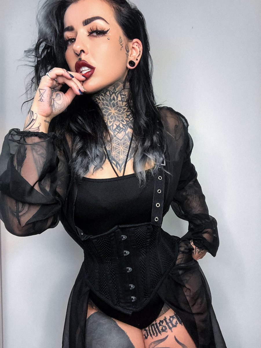 Rune. 🖤 tweet media