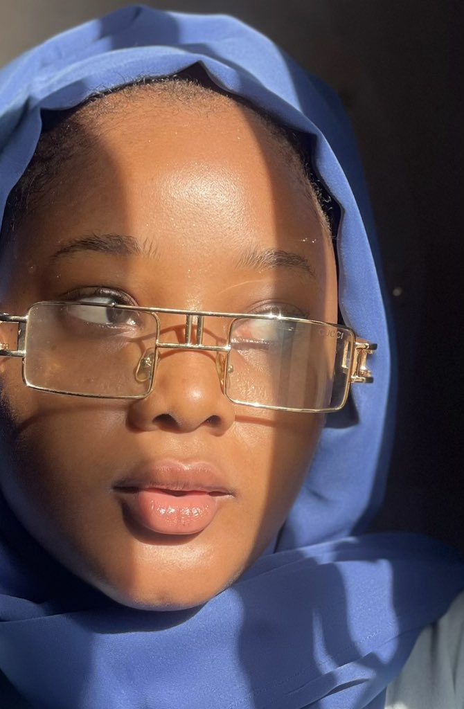 mobolajinafisat tweet media