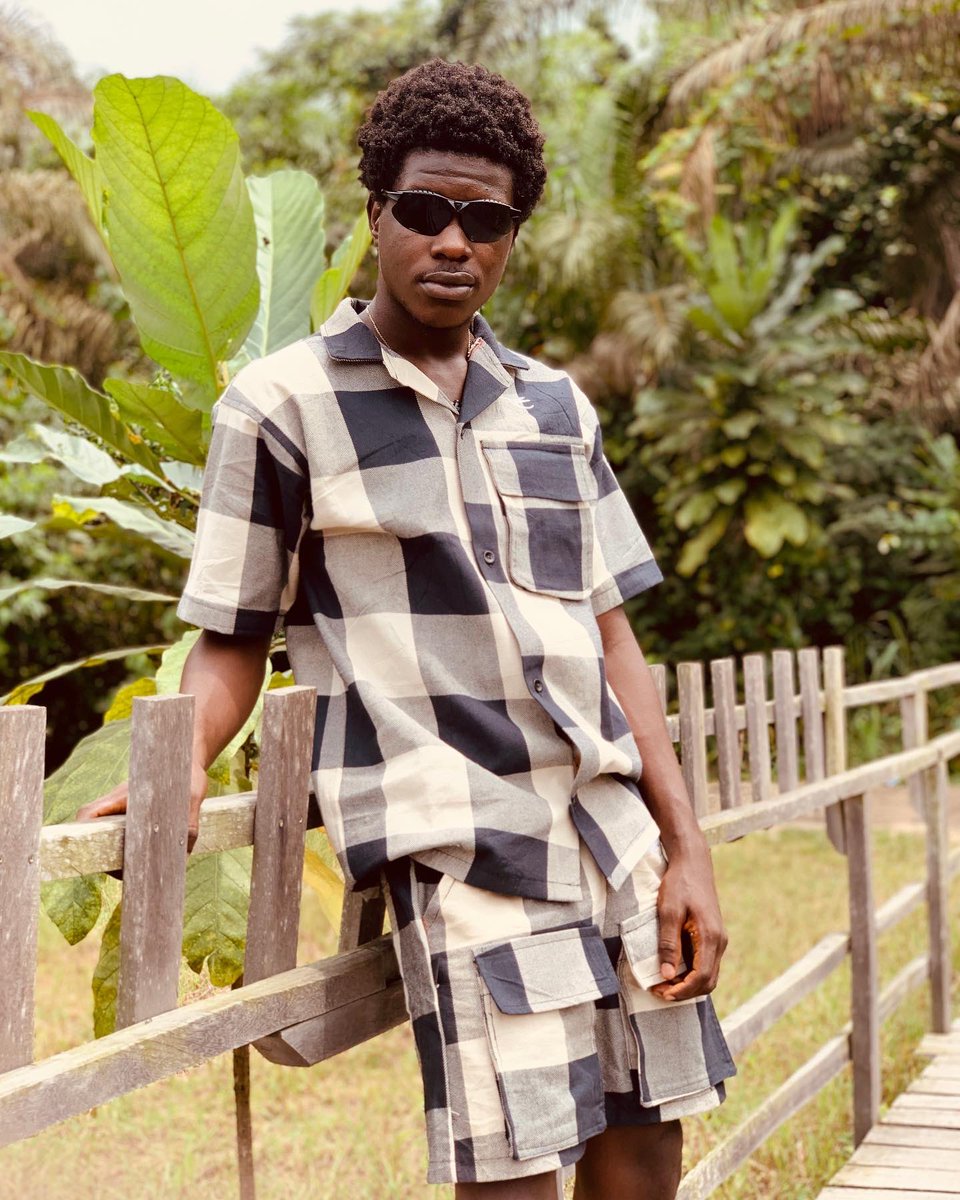 sylphhclothings's tweet photo. @dice_obg in The first instalment from our latest Freedom’ 22 collection. Featuring easy to wear short and shirt designed for the seasons ahead. Now live. 

Shirt: N18,000
Short: N12,000

You can get both at N27,000

Order via DM or link in bio. 

#sylphhclothings https://t.co/JB7egTibAu