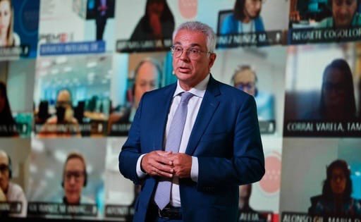 carlosizqtorres's tweet photo. El Plan Estratégico de #MadridDigital que se ha presentado vía presencial y telemática a los 650 empleados públicos de la Agencia Digital de la @ComunidadMadrid supone el mayor impulso dado a la Transformación Digital de la Agencia.

#MadridDigitalizada https://t.co/uR6InNyr0j