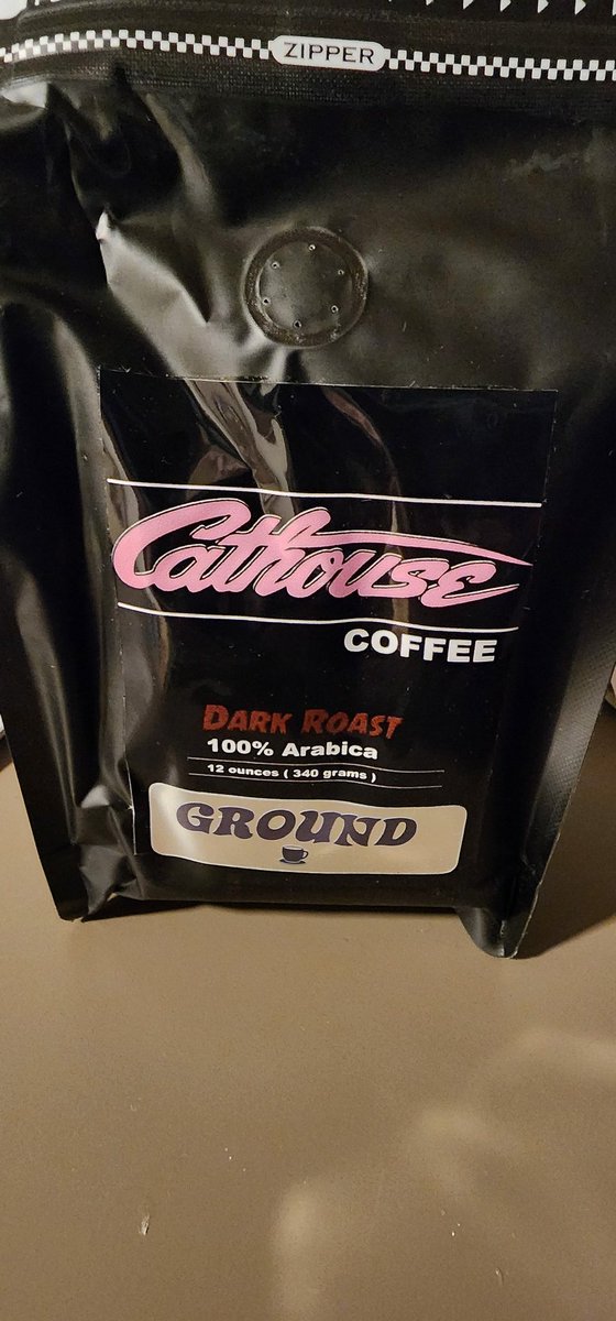 DeniseBown1's tweet photo. @LeaVendetta @cathouse_coffee @panthersfan5150 @OffAxisPaint @RikiRachtman Got my @cathouse_coffee Yesterday🤘 🖤☕️🐈‍⬛☕️🐈‍⬛🖤🤘😊😊 https://t.co/GyMfSO26HH