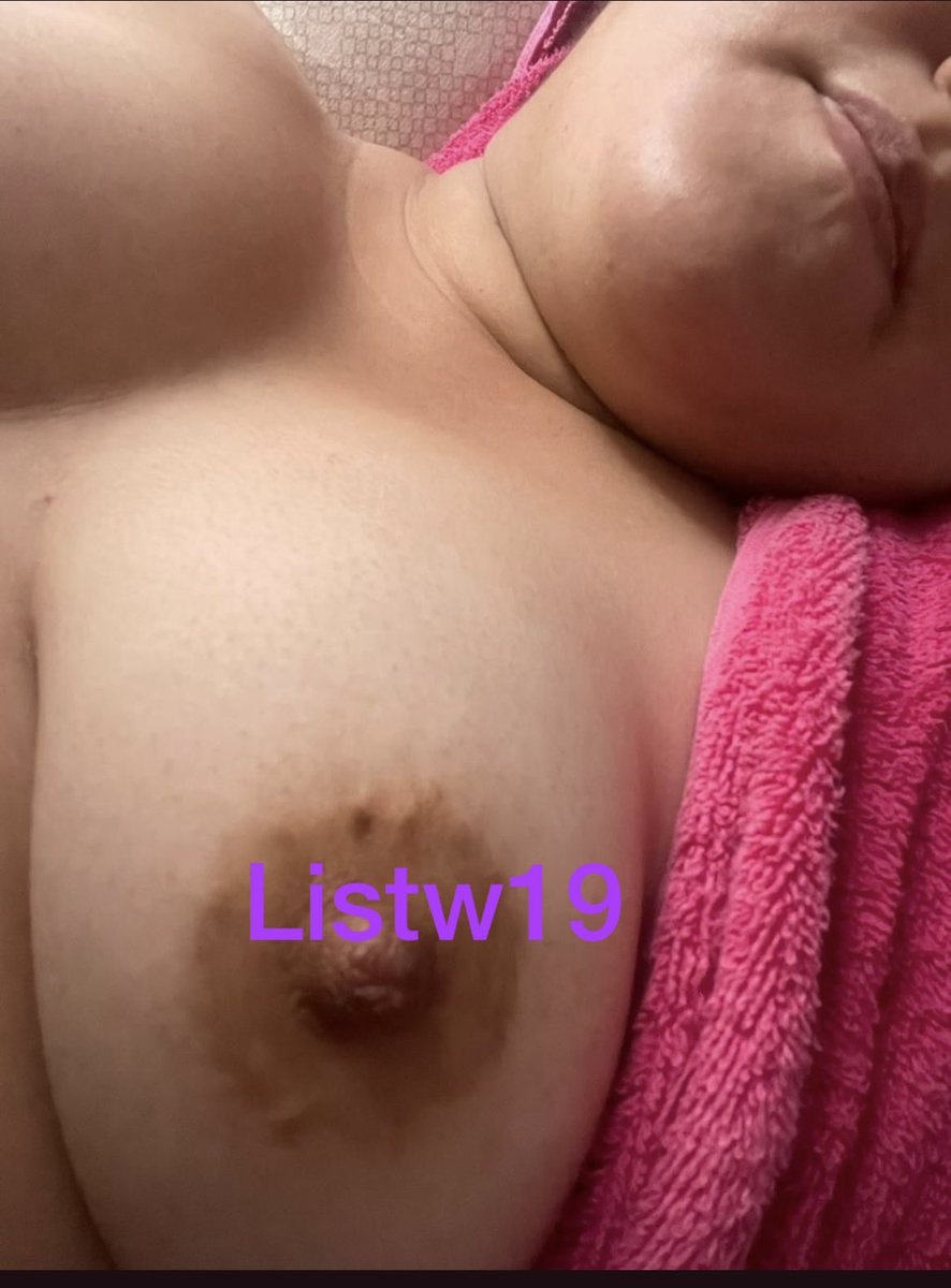 listw19's tweet photo. Quien quiere tetita 😈🙈 https://t.co/zYaYeHuhcW